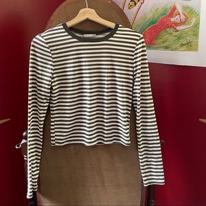 Cropped Long Sleeve Shirt